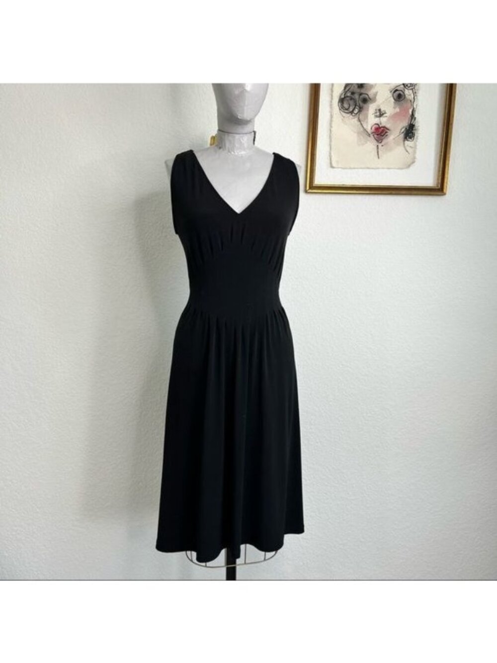 Carolina Herrera Inverted Pleat Waist V Neck Dress